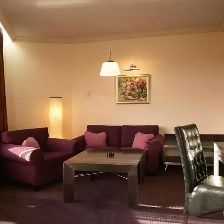 Park Europe Hotel 4*